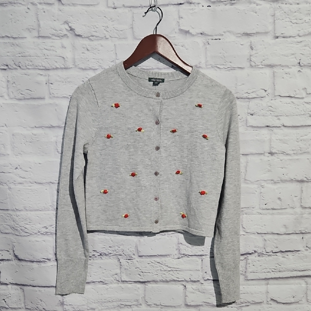 Wild Fable Light Gray Cardigan with Red Floral Details - Picture 2 of 7